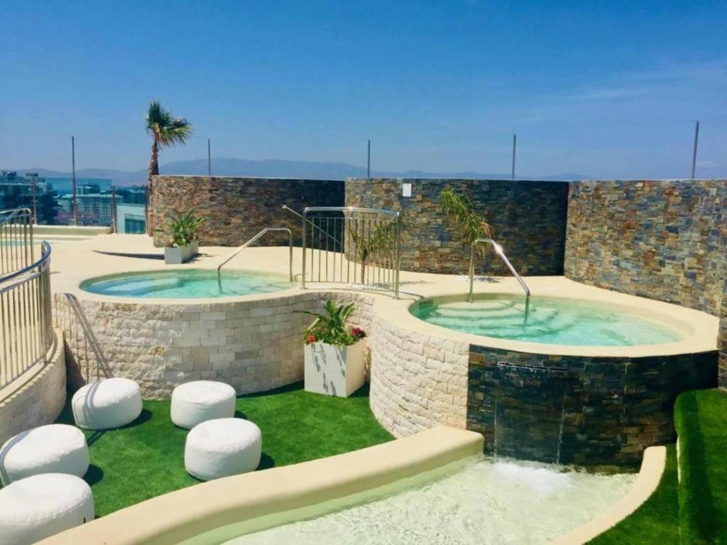 Urban Oasis At Luxurious Ocean Village Gibraltar Exterior foto